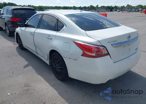 2015 Nissan Altima 2.5/2.5 S/2.5 Sl/2.5 Sv из США, поврежденный, VIN 1N4AL3AP4FN364254